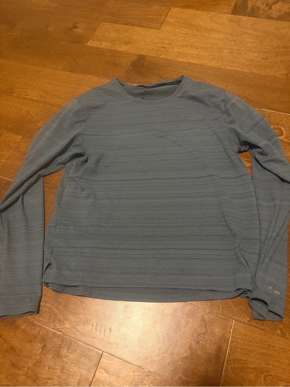 Nike Men’s Gray Dri-FIT Long Sleeve Running Shirt – Size Small